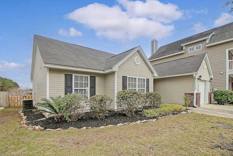 125 Avonshire Drive Summerville, SC 29483