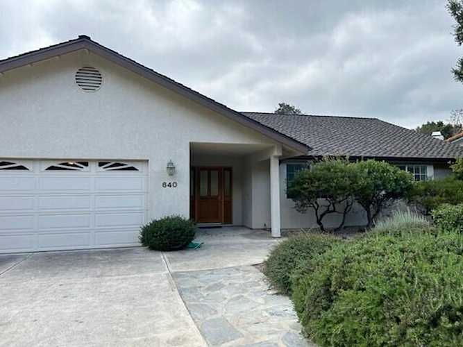 640 Hillside Dr Solvang, CA 93463