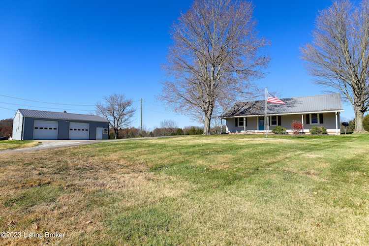 8638 St John Rd Cecilia, KY 42724