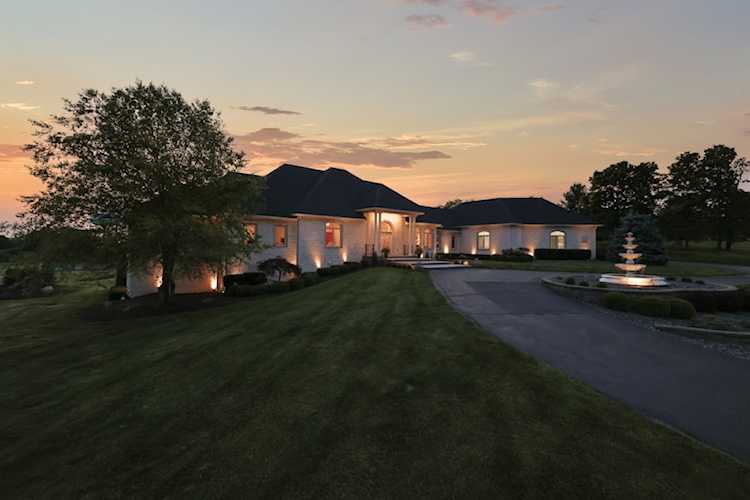 3232 S Morgantown Rd Greenwood, IN 46143