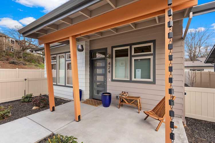 424 Nandina #Lot 22 Ashland, OR 97520