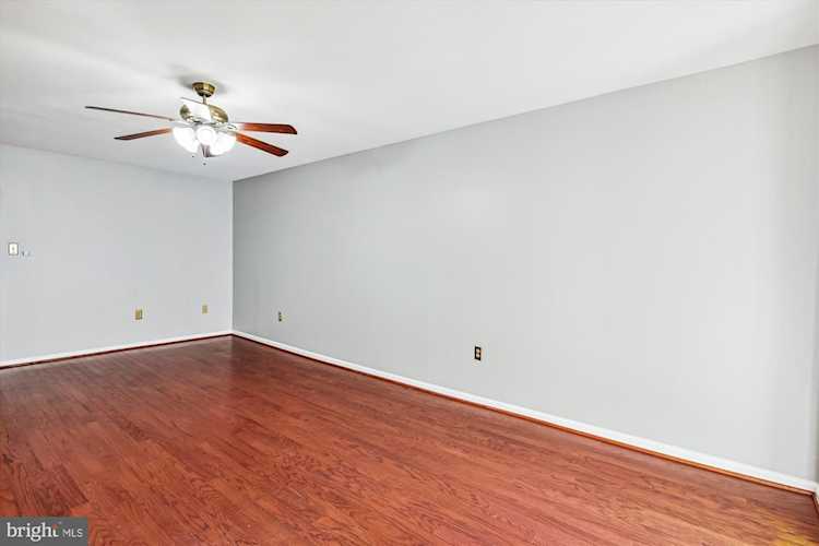 1516 Marlborough Ct Crofton, MD 21114