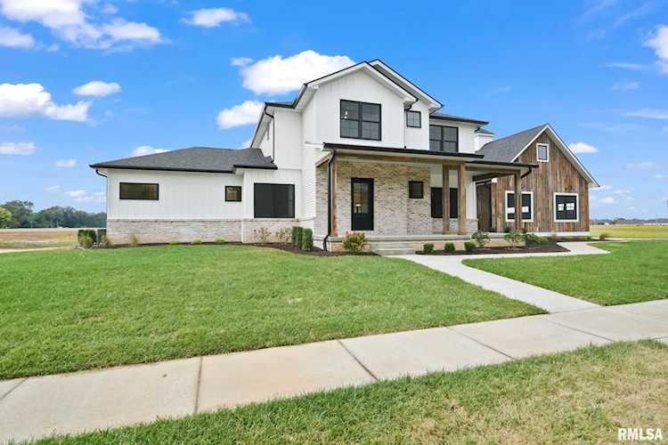 617 Sloan Dr Springfield, IL 62711