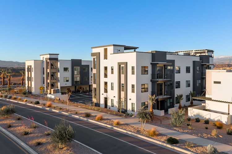 953 W Akoya Pearl RD #205-A St George, UT 84790