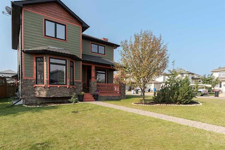 142 Mink Ln Fort McMurray, AB T9K 0