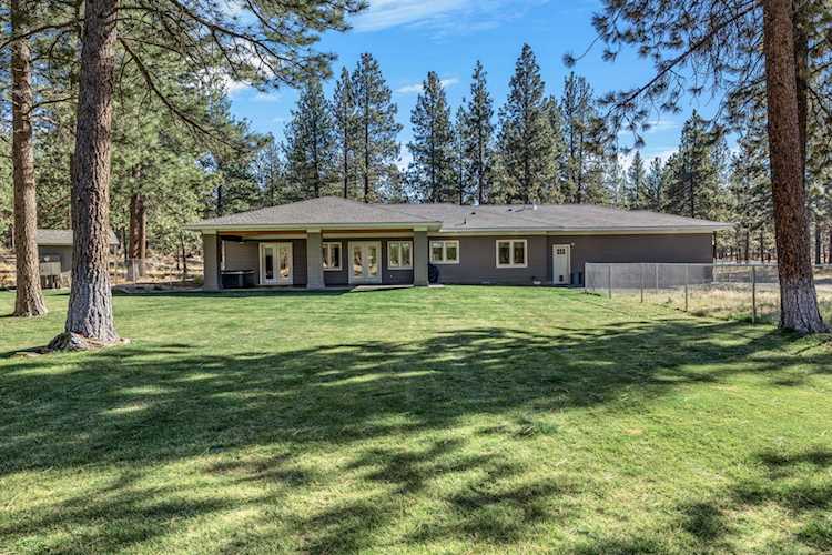 60025 Scale House Rd Bend, OR 97702