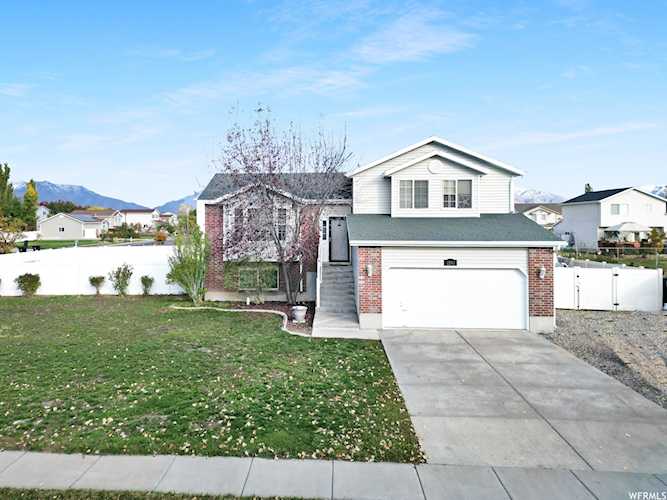 2243 S 2940 W Syracuse, UT 84075