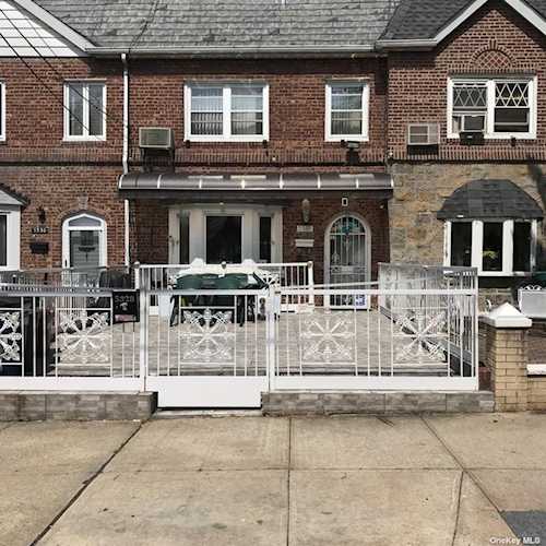 53-28 63rd St Maspeth, NY 11378