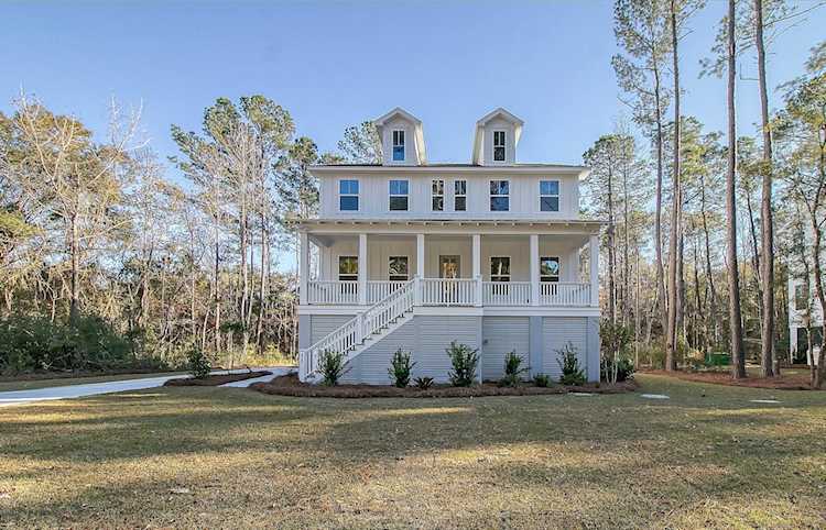 825 Society Road Mcclellanville, SC 29458