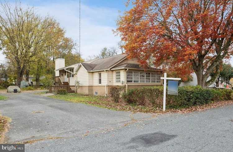 300 Oak St Edgewood, MD 21040
