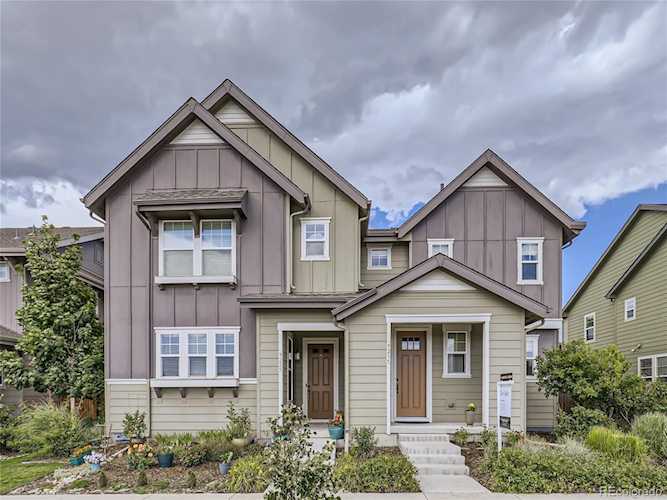 9235 E Prairie Meadow Dr Denver, CO 80238