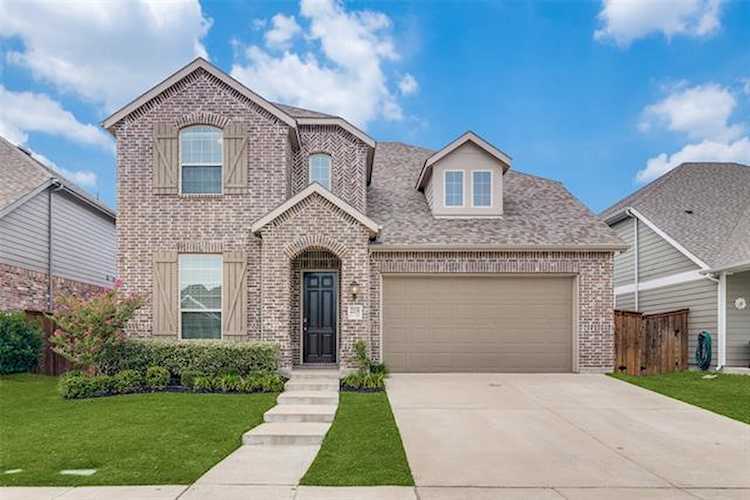 2138 Mossbrook Drive Royse City, TX 75189
