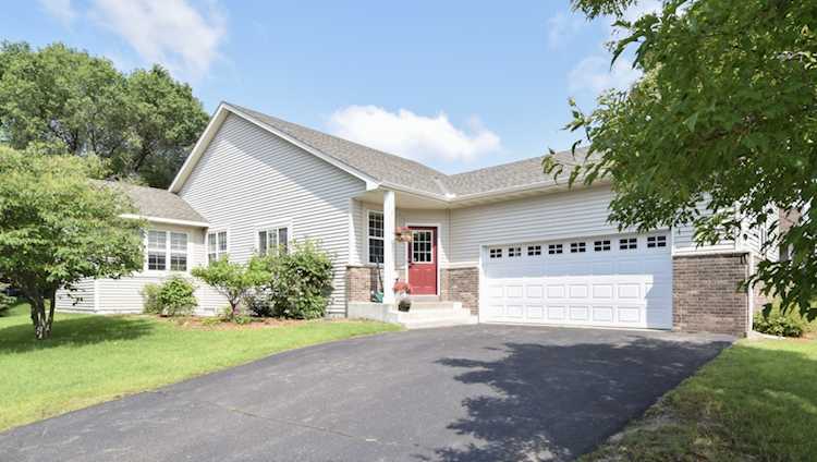 8545 Adair Circle N Brooklyn Park, MN 55443