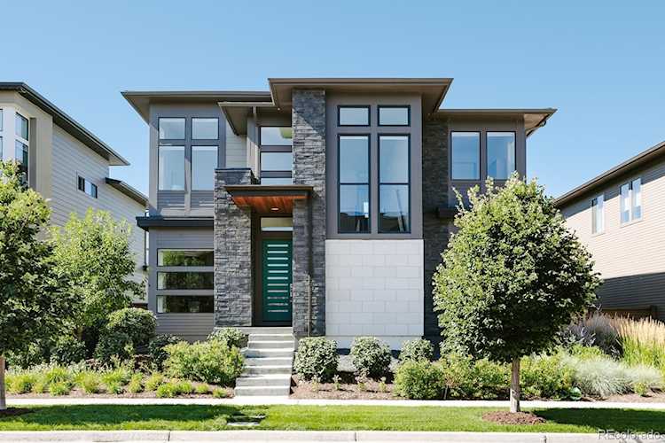 6121 Chester St Denver, CO 80238
