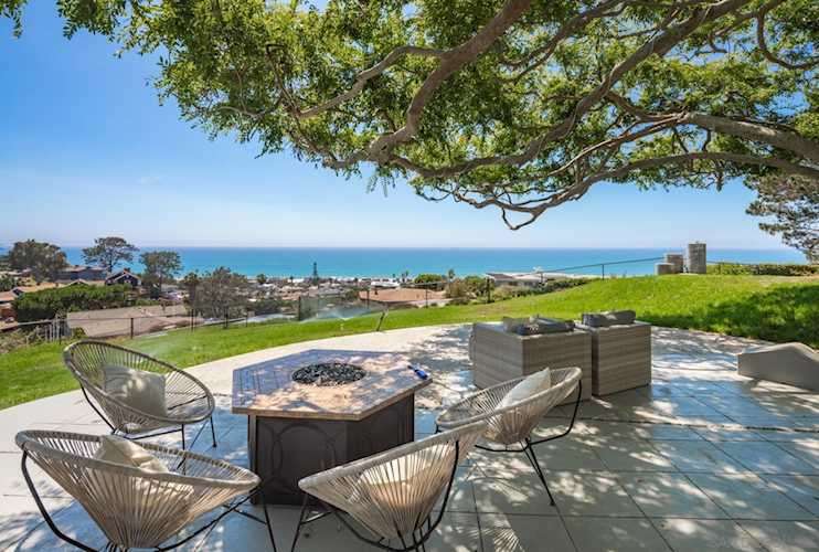 1930 Balboa Ave Del Mar, CA 92014