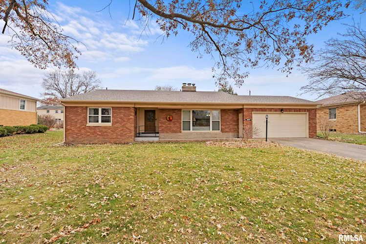 2817 30th Ave Rock Island, IL 61201