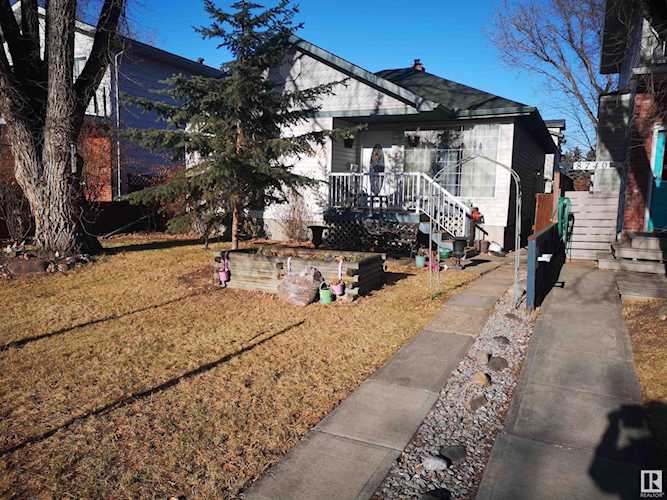 8742 92 Avenue Edmonton, AB T6C 3C2