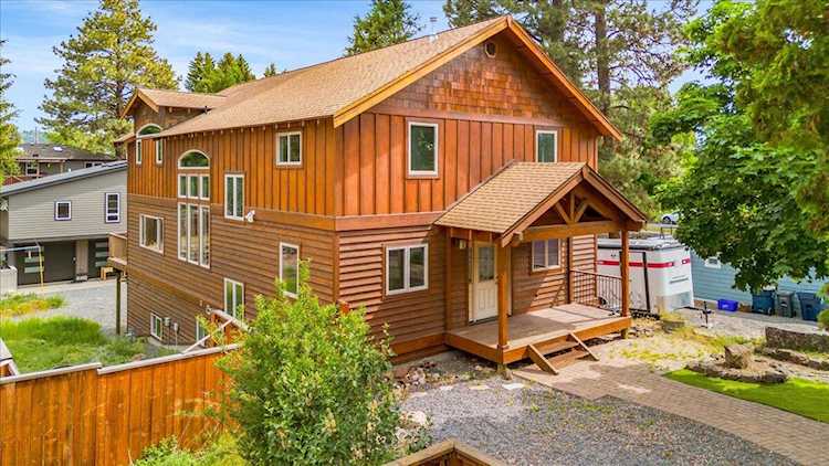 1026 NW Baltimore Ave Bend, OR 97703