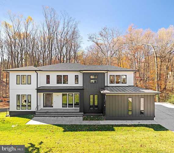 7003 River Oaks Dr Mclean, VA 22101