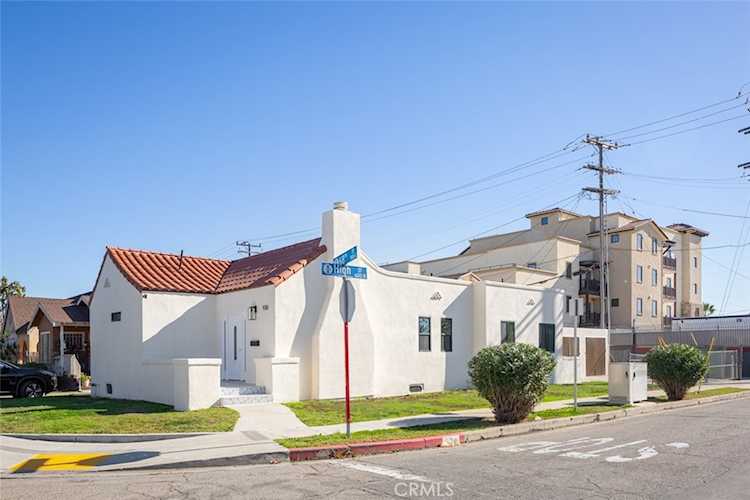 930 E 68th St Inglewood, CA 90302