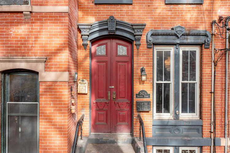 242 1/2 7th St Jersey City, NJ 07302
