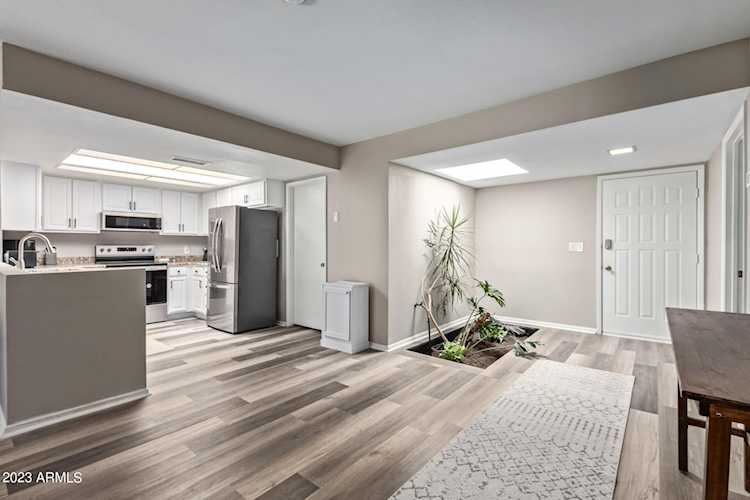 5639 S Wilson St Tempe, AZ 85283