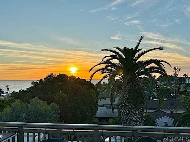 215 2nd Street #101 Encinitas, CA 92024