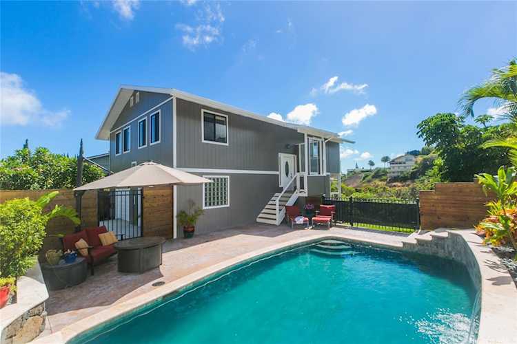 1125 Kamookoa Place Honolulu, HI 96825