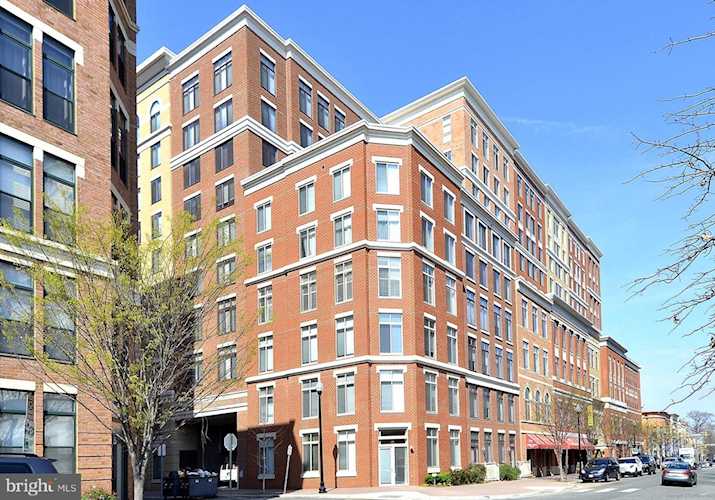 1201 N Garfield St #PH10 Arlington, VA 22201