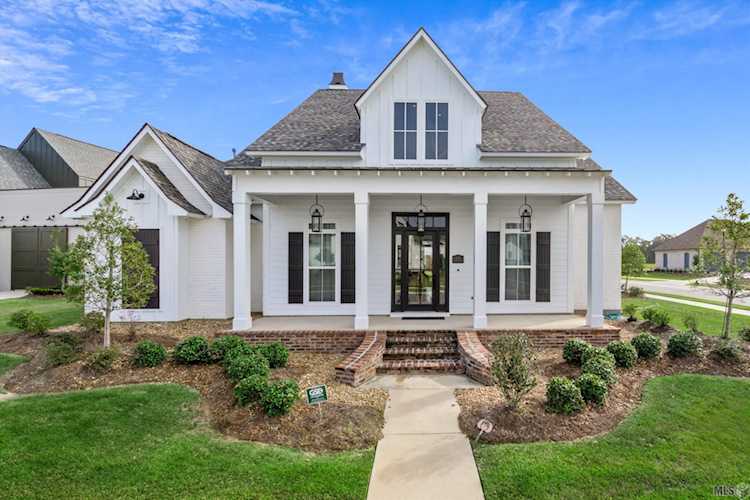 6541 Feather Ridge Dr Baton Rouge, LA 70817