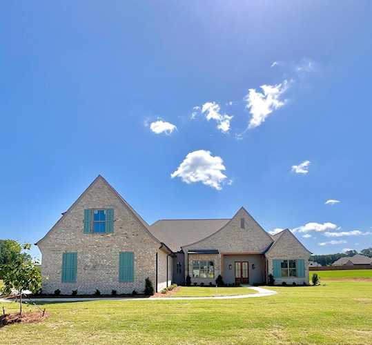 106 Mayfield Dr Oxford, MS 38655