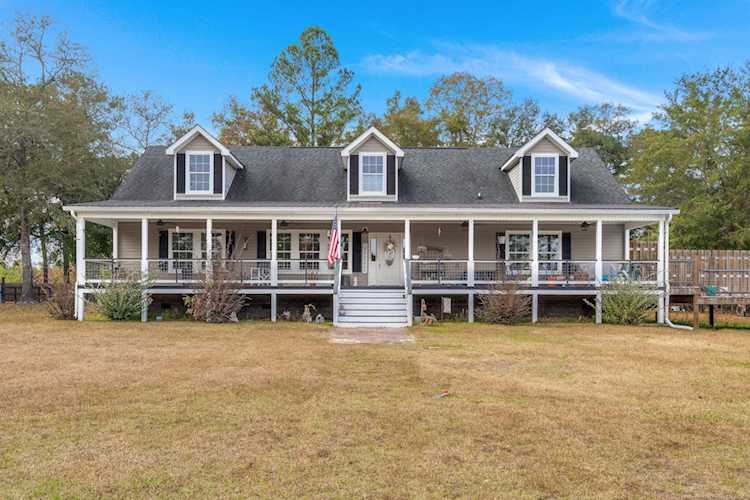 320 Brinson Lane Bonneau, SC 29431