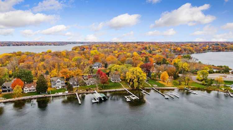 165X Shadywood Road Orono, MN 55391
