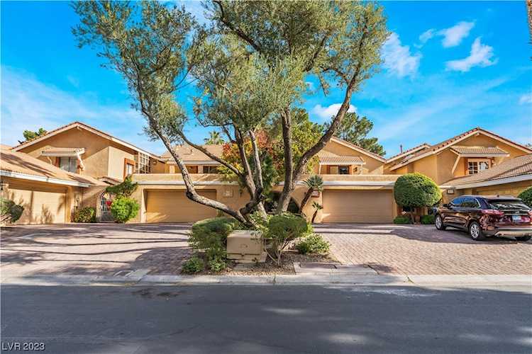 3008 Bel Air Dr Las Vegas, NV 89109