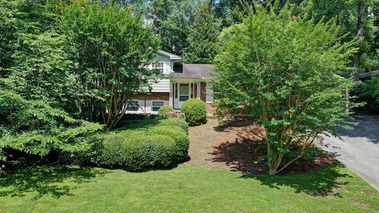 3302 Pinestream Road NW Atlanta, GA 30327