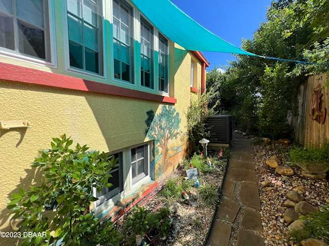 330 Bostwick Avenue, Daytona Beach, FL 32118 MLS 1115897 Bostwick