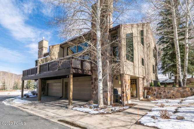2366 Good Trump Ct Park City, UT 84060