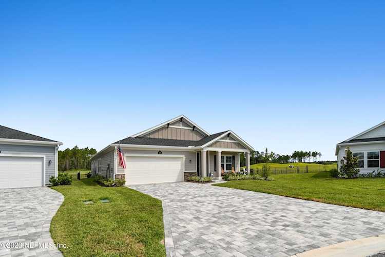 32 Quota CIR St Johns, FL 32259