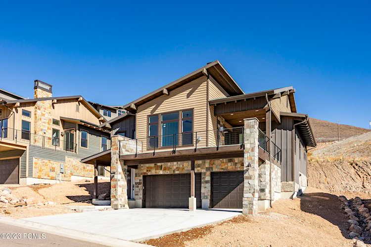 11772 N Star Gazer Circle Hideout, UT 84036