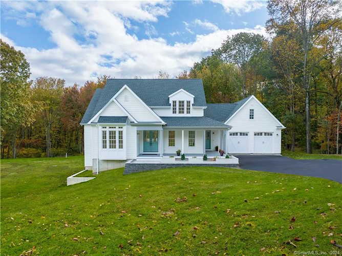 181 Ford Rd Woodbridge, CT 06525
