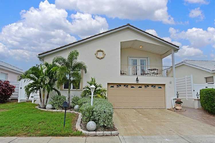 4811 61st Avenue Dr W Bradenton, FL 34210