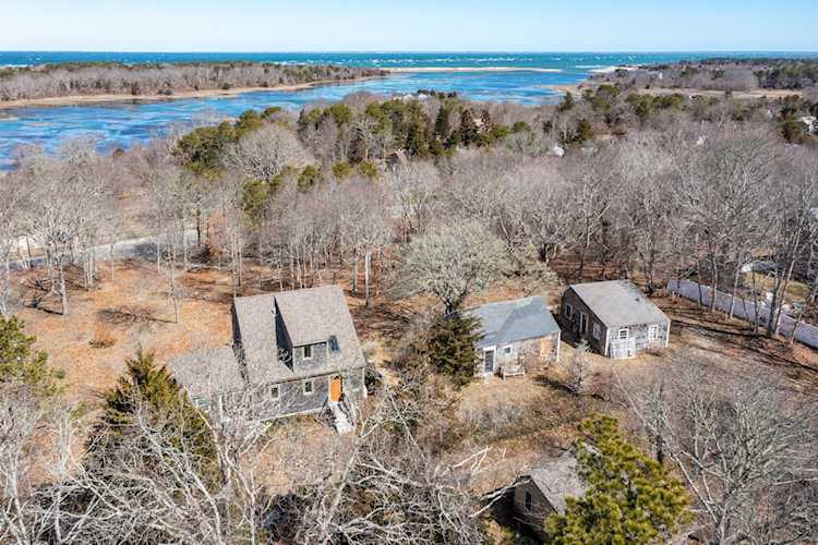 336 Main Street Brewster, MA 02631