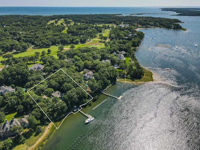 200 N North Bay Road Osterville, MA 02655