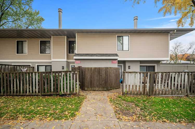 1104 Trailwood S Hopkins, MN 55343