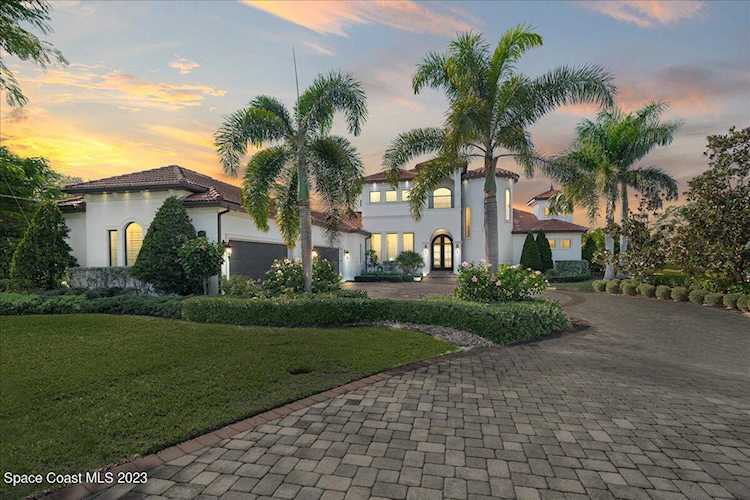 3000 N Riverside Drive Indialantic, FL 32903