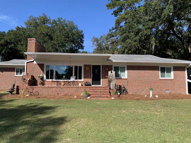 2202 Thomasville Rd Tallahassee, FL 32308