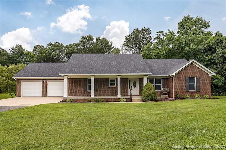 1725 Cedar Ln NW Corydon, IN 47112 MLS 202309176