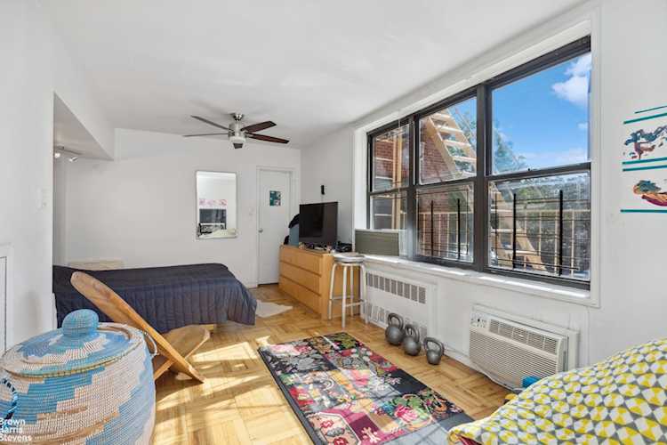 185 SW Prospect Park #304 Brooklyn, NY 11218