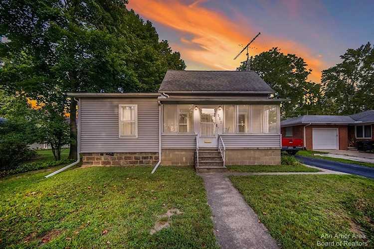532 Mckinley St in Chelsea, MI Photo 1