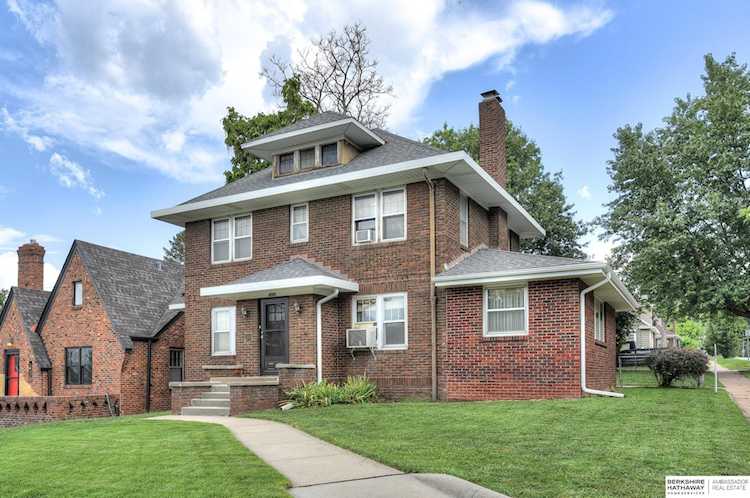 4502 Woolworth Ave Omaha, NE 68106